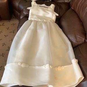 Girls dress - Ivory- with shear shawl